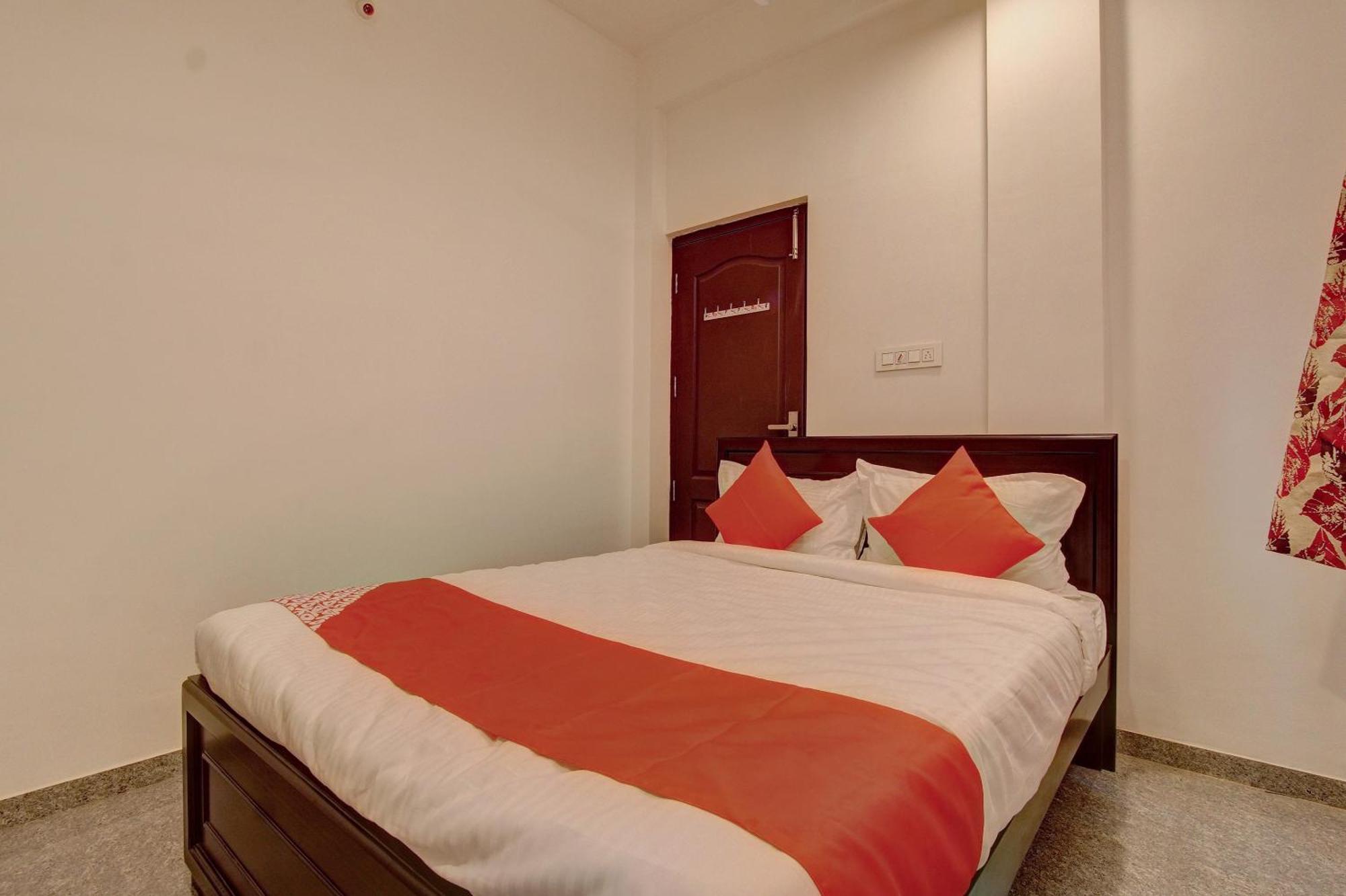 Hotel O Blue Moon Singānallūr Exterior foto